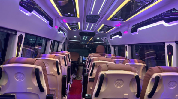 16 Seater Tempo Traveller